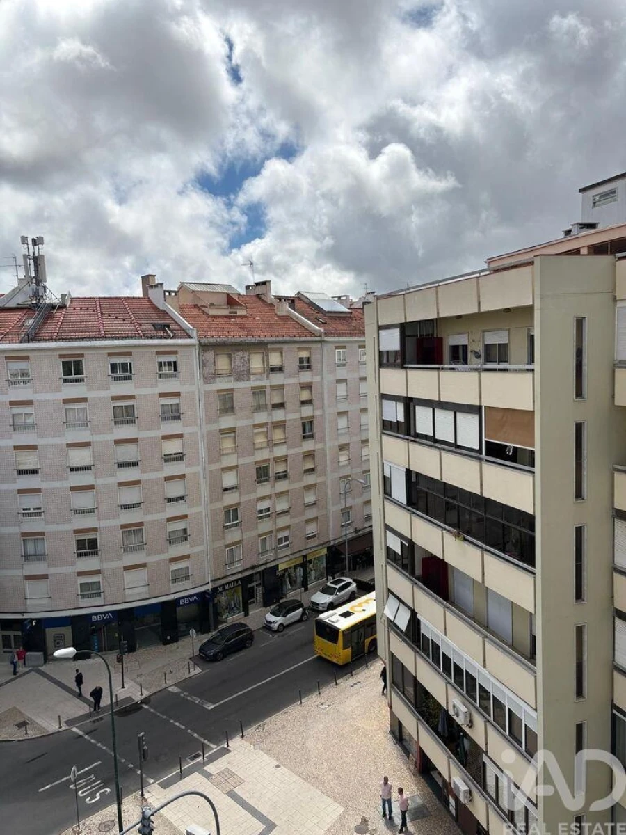 Apartamento T3 para Venda em Benfica Foto 19