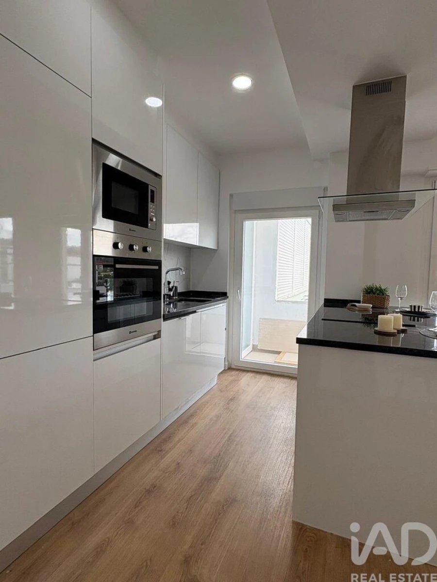 Apartamento T3 para Venda em Benfica Foto 6