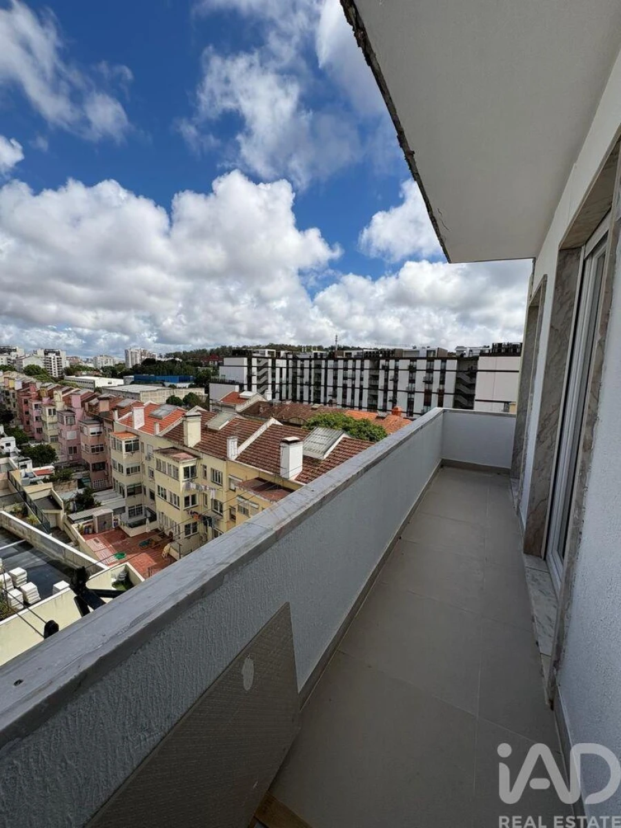 Apartamento T3 para Venda em Benfica Foto 17
