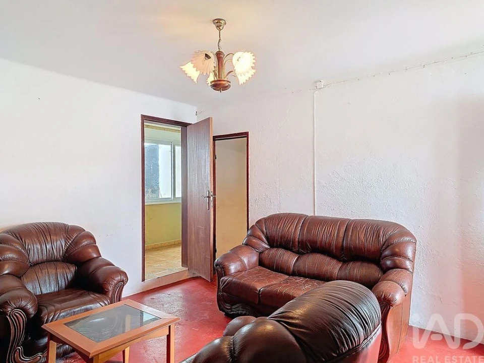 Moradia T2 para Venda em Veiros Foto 6