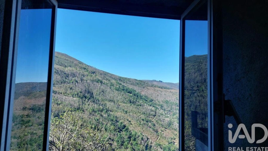 Moradia para Venda em Cerdeira e Moura da Serra Foto 2