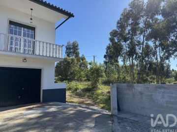 Moradia T3 para Venda em Vila Facaia