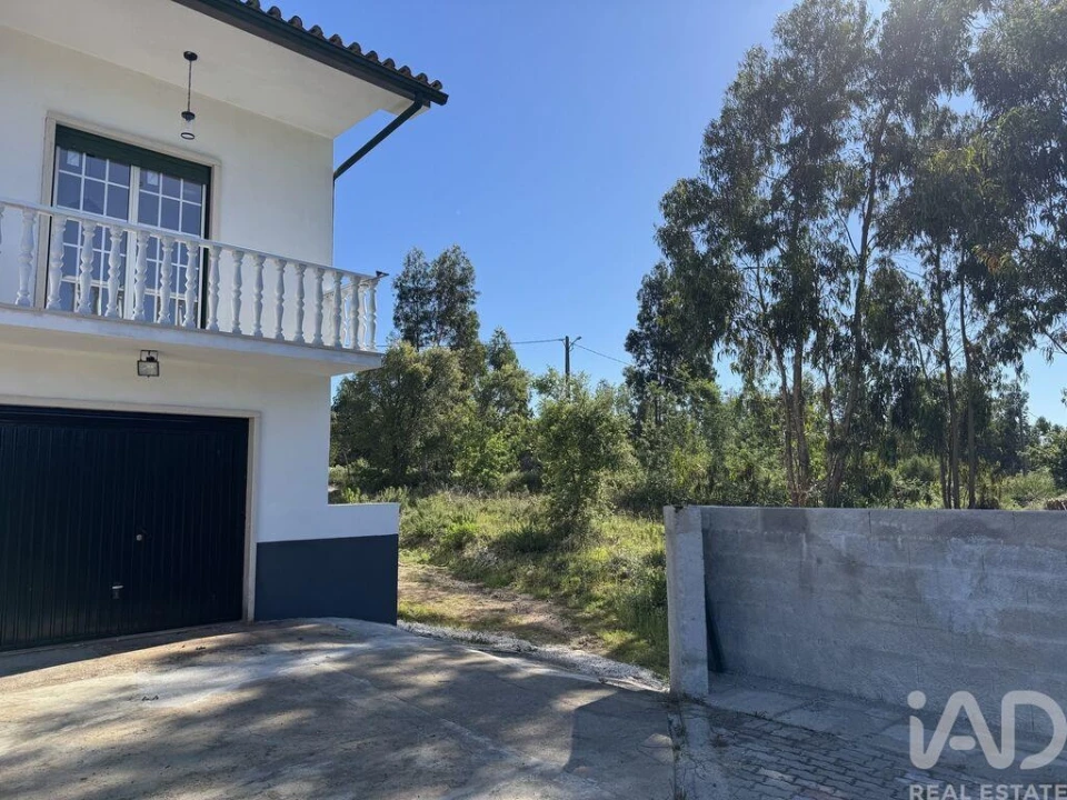 Moradia T3 para Venda em Vila Facaia Foto 24