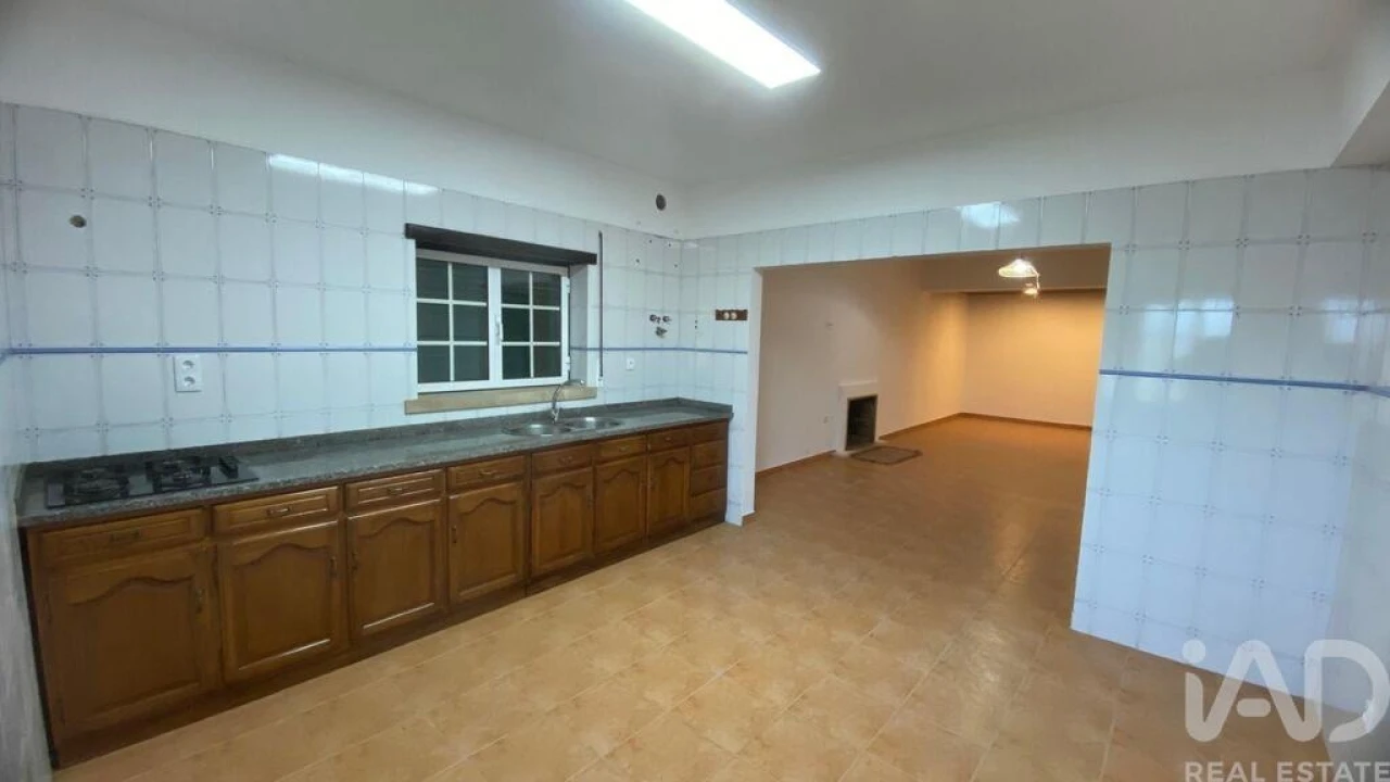Moradia T3 para Venda em Vila Facaia Foto 14