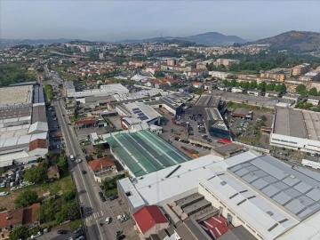 Armazém para Venda em Braga (Maximinos, Sé e Cividade)