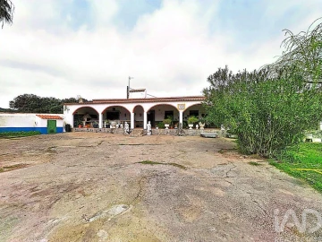 Quinta T3 para Venda em Nossa Senhora da Conceição e São Bartolomeu