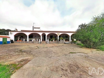 Quinta T3 para Venda em Nossa Senhora da Conceição e São Bartolomeu