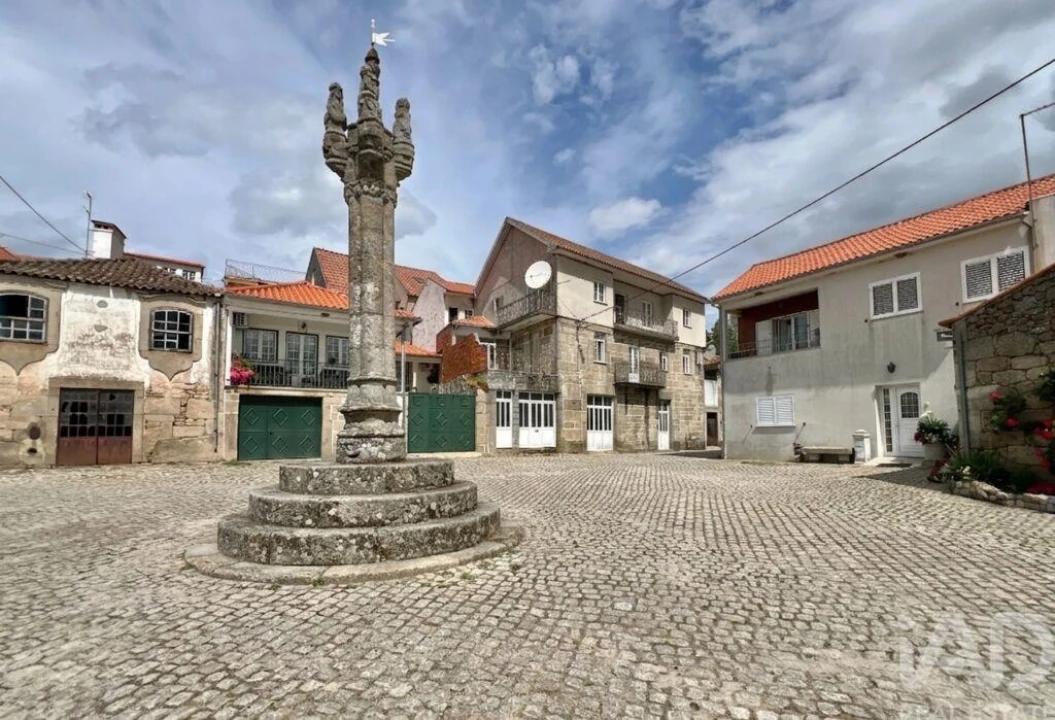 Moradia T7 para Venda em Ranhados Foto 2