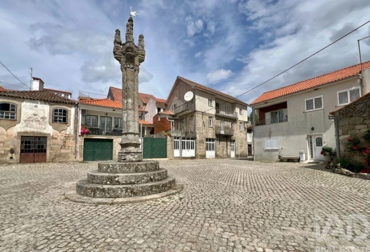 Moradia T7 para Venda em Ranhados Foto 2