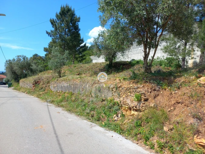 Terreno para Venda em Lousã e Vilarinho Foto 2