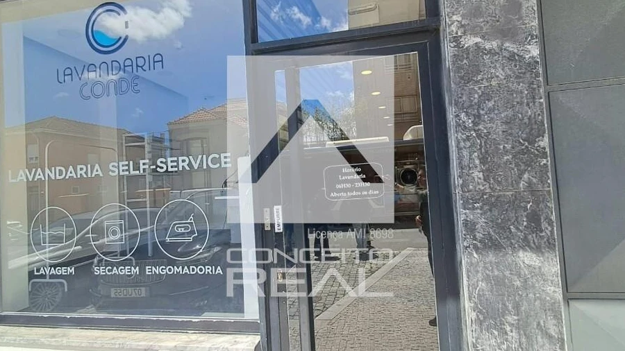 Loja para Venda em São Mamede de Infesta e Senhora da Hora