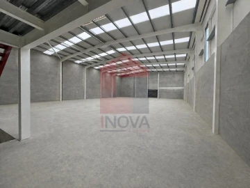 Armazém para Venda em Gême