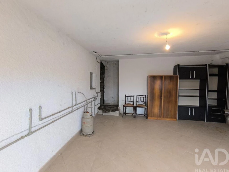 Moradia T2 para Venda em Mões Foto 20