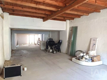 Prédio para Venda em União das Freguesias de Setúbal