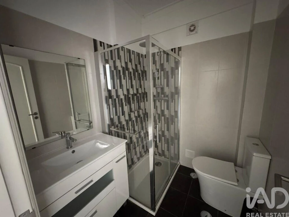 Apartamento T3 para Venda em Cacém e São Marcos Foto 11