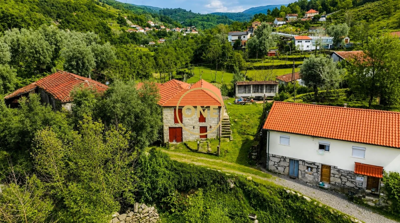 Moradia T9 para Venda em Cantelães Foto 1