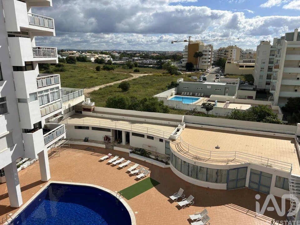 Apartamento para Venda em Armação de Pera Foto 1