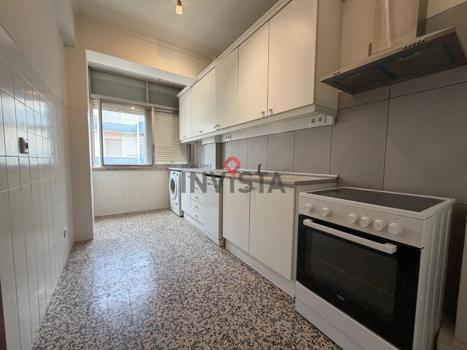 Apartamento T1 para Arrendamento em Póvoa de Santa Iria e Forte da Casa Foto 1