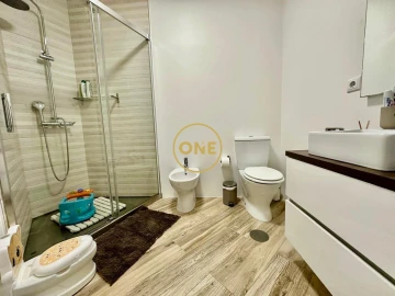 Apartamento T3 para Venda em Póvoa de Varzim, Beiriz e Argivai