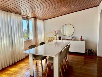 Apartamento T3 para Venda em Póvoa de Varzim, Beiriz e Argivai