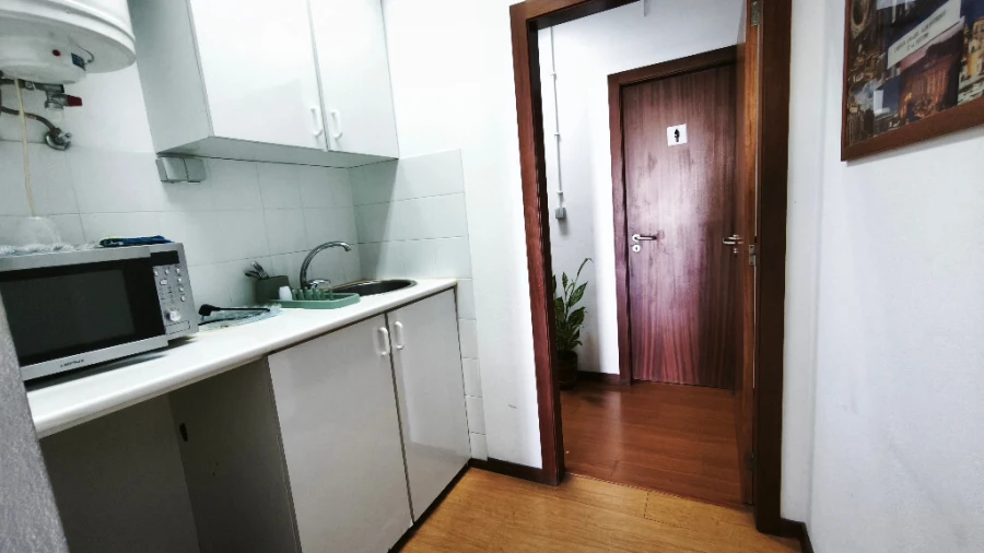 Armazém para Arrendamento em Canelas Foto 12