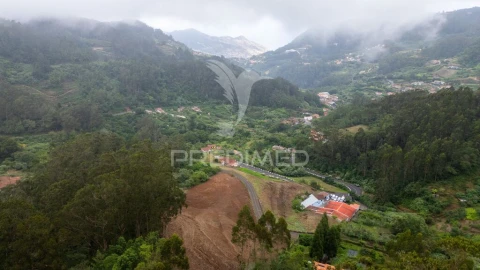 Terreno para Venda em Santo Antonio da Serra