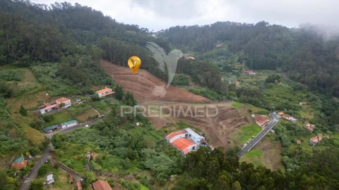 Terreno para Venda em Santo Antonio da Serra