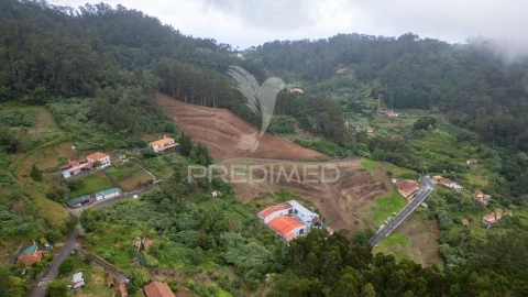 Terreno para Venda em Santo Antonio da Serra