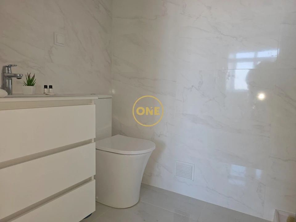 Apartamento T3 para Venda em Benfica Foto 22
