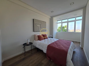 Apartamento T3 para Venda em Benfica