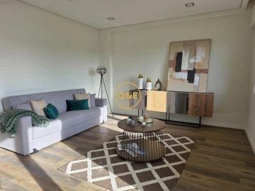 Apartamento T3 para Venda em Benfica