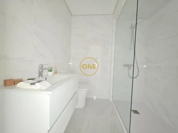 Apartamento T3 para Venda em Benfica