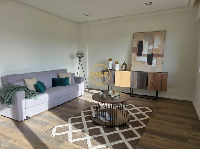 Apartamento T3 para Venda em Benfica Foto 8