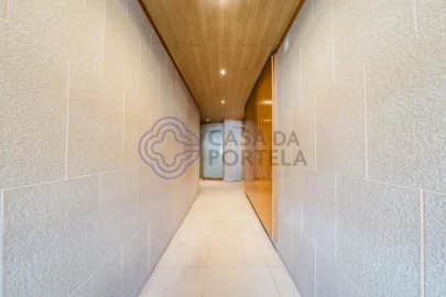 Apartamento T3 para Arrendamento em Nossa Senhora do Pópulo, Coto e São Gregório