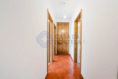 Apartamento T3 para Arrendamento em Nossa Senhora do Pópulo, Coto e São Gregório