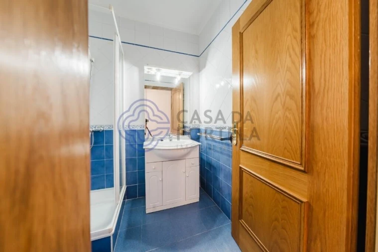 Apartamento T3 para Arrendamento em Nossa Senhora do Pópulo, Coto e São Gregório Foto 28