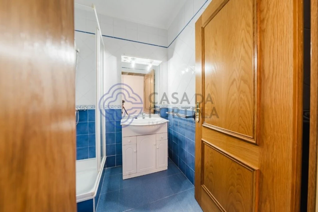 Apartamento T3 para Arrendamento em Nossa Senhora do Pópulo, Coto e São Gregório Foto 28