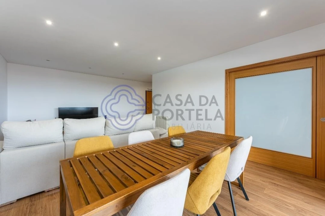 Apartamento T2 para Venda em Paranhos Foto 7