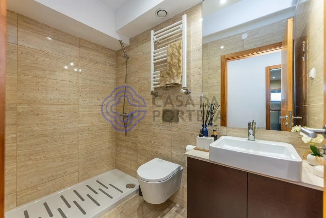 Apartamento T2 para Venda em Paranhos Foto 27
