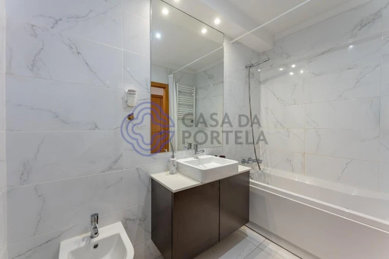 Apartamento T2 para Venda em Paranhos Foto 23