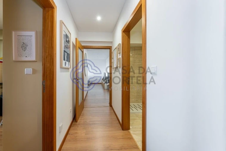 Apartamento T2 para Venda em Paranhos Foto 18