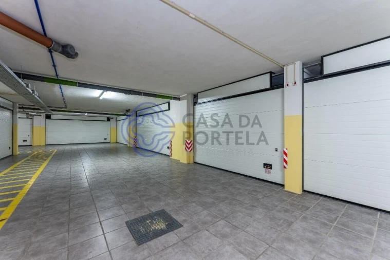 Apartamento T2 para Venda em Paranhos Foto 29