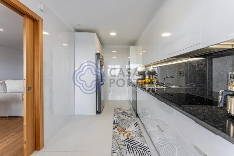 Apartamento T2 para Venda em Paranhos Foto 10