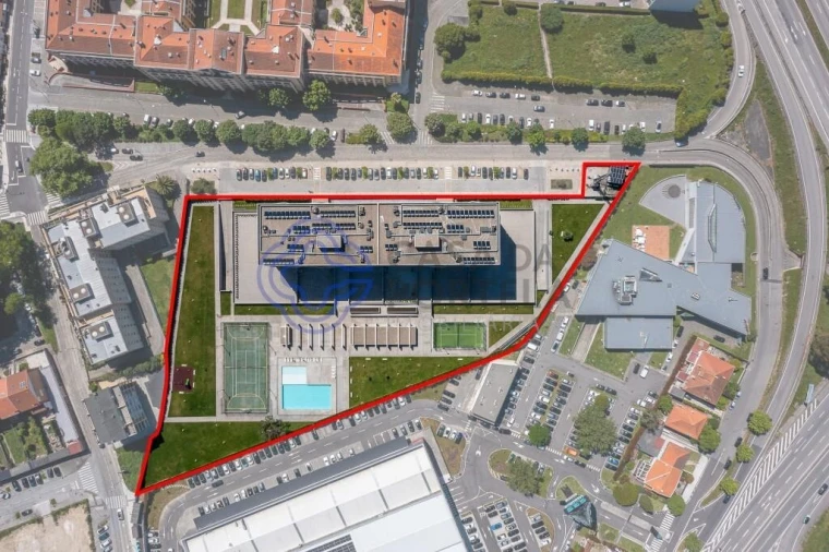 Apartamento T2 para Venda em Paranhos Foto 44