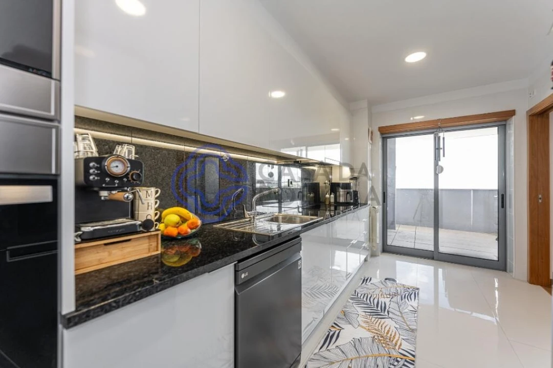 Apartamento T2 para Venda em Paranhos Foto 11
