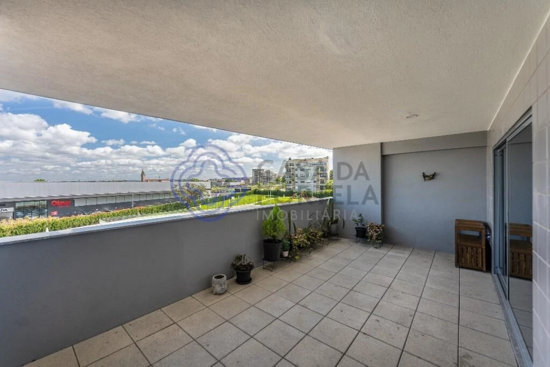 Apartamento T2 para Venda em Paranhos Foto 14