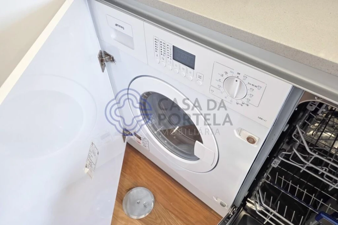Apartamento T2 para Venda em Ramalde Foto 11