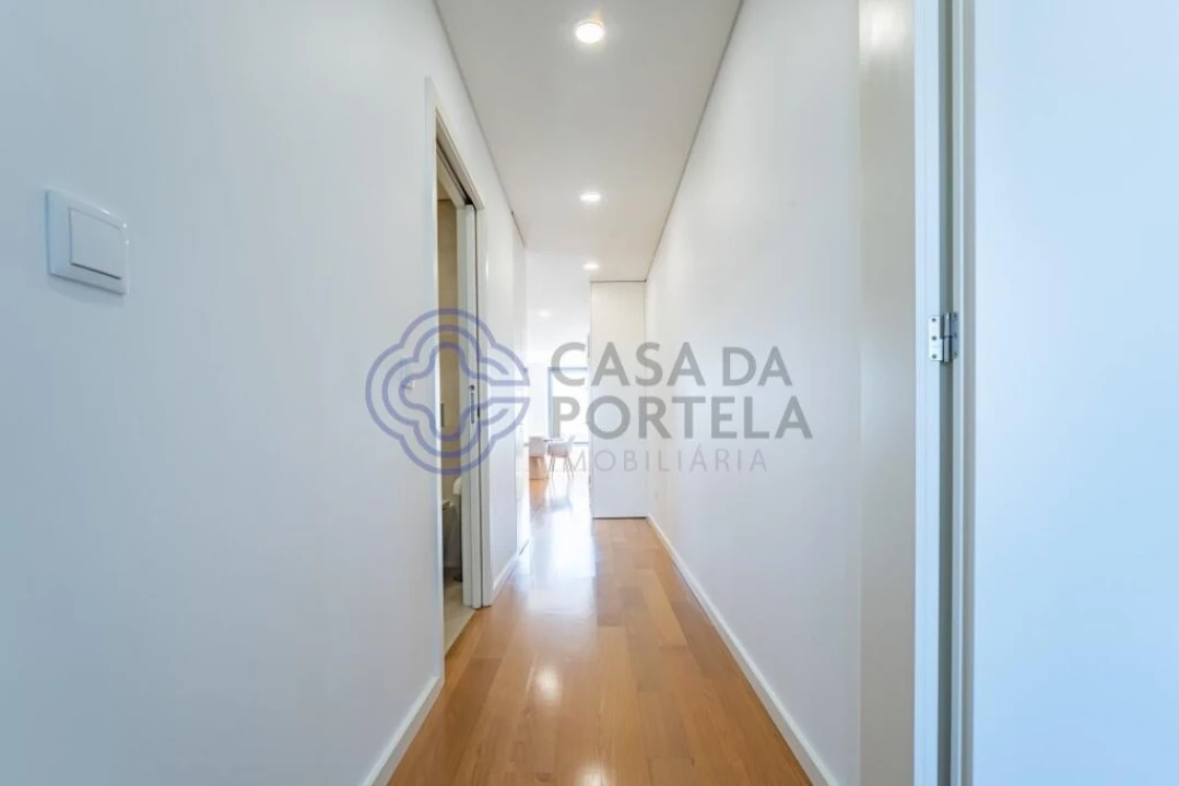 Apartamento T2 para Venda em Ramalde Foto 21