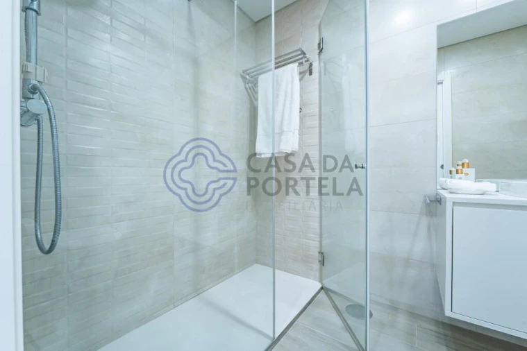 Apartamento T2 para Venda em Ramalde Foto 14