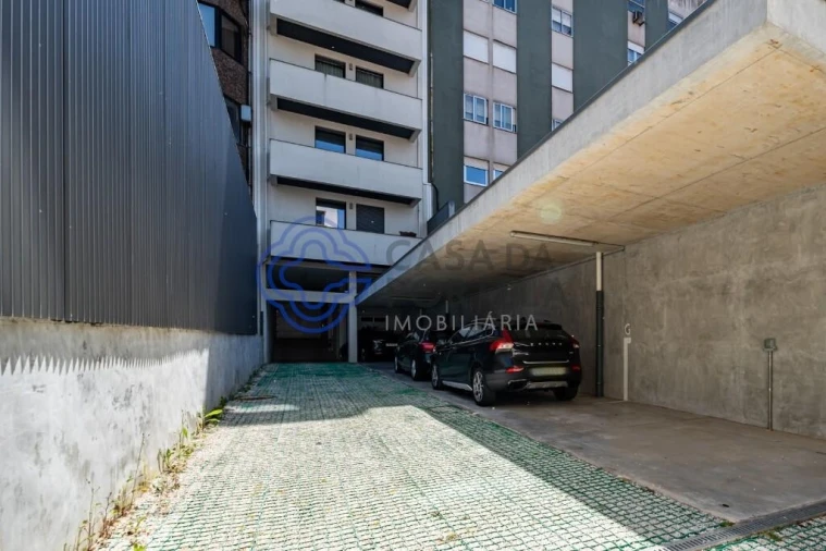 Apartamento T2 para Venda em Ramalde Foto 23